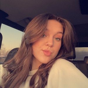 Meet your Posher, Brie